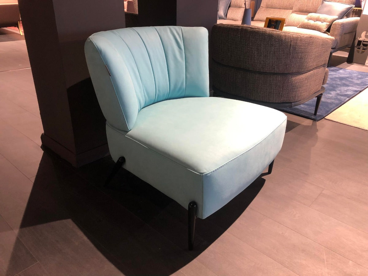 Ex 2025 display armchair